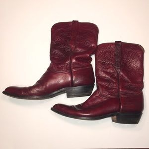 Lucchese boots in black cherry
